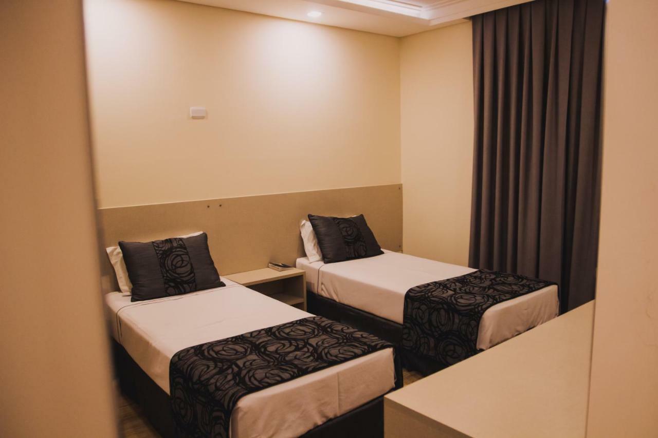 Summit Suites Hotel Касапава Экстерьер фото